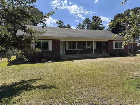 1800 N Dudney Rd, Magnolia, AR 71753