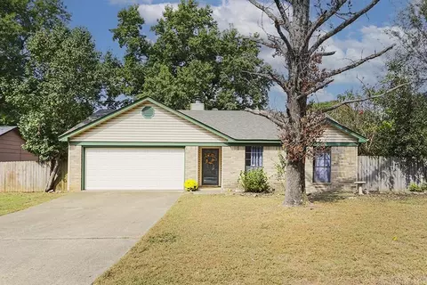 802 Lindy Cv, Bryant, AR 72022
