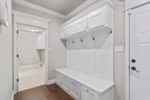 Entry Way - 11357 Zuber Rd, Alexander, AR 72002 photo 4 of 6