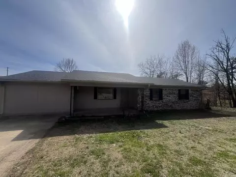 2602 Reeves St, Mena, AR 71953