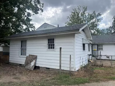 Exterior - 2219 W 34th, Pine Bluff, AR 71603 photo 4 of 4