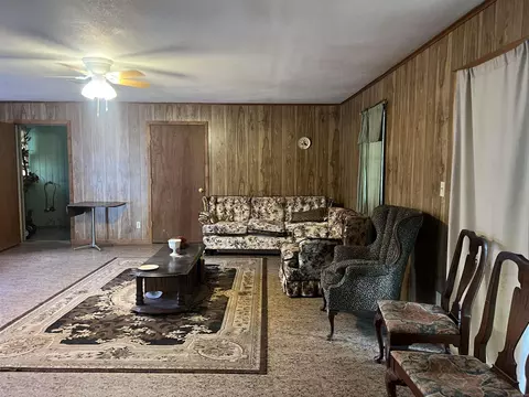 Living - 2219 W 34th, Pine Bluff, AR 71603 photo 2 of 3