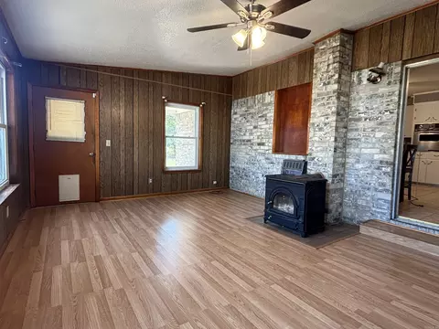 112 E 7th, Newark, AR 72562 photo 12