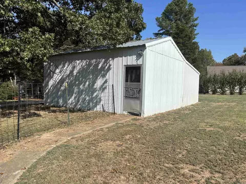 112 E 7th, Newark, AR 72562 photo 24
