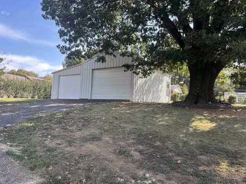 112 E 7th, Newark, AR 72562 photo 26