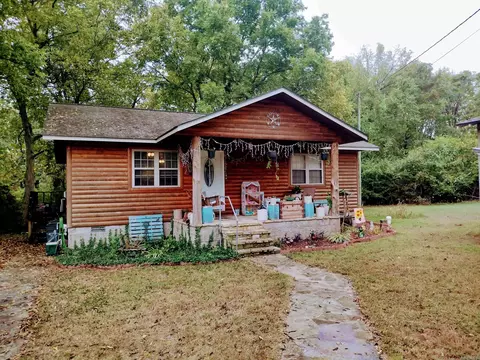 704 A Gayler St, Mountain View, AR 72560