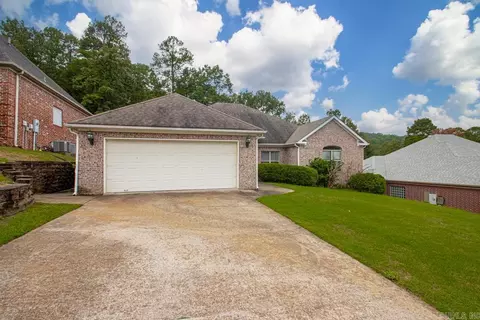 2612 Valley Park Dr, Little Rock, AR 72212