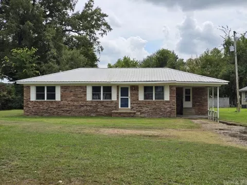 296 Old Military Rd, Colt, AR 72326
