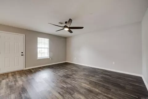 Living - 3985 Cirrus Dr, Conway, AR 72034 photo 4 of 5