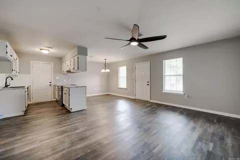 Living - 3985 Cirrus Dr, Conway, AR 72034 photo 2 of 5