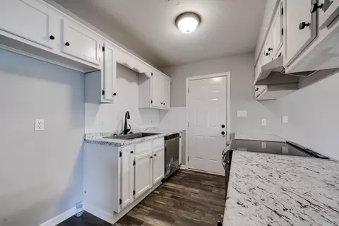 Kitchen - 3985 Cirrus Dr, Conway, AR 72034 photo 1 of 3