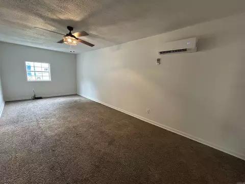 Living - 213 Melrose, Trumann, AR 72472 photo 4 of 5