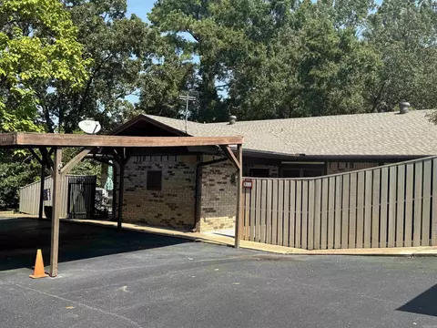 109 Indian Hills St #B-11, Hot Springs, AR 71913