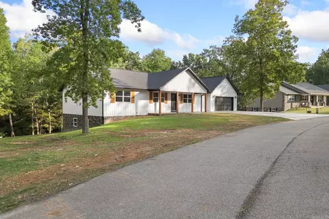 Exterior - 6010 Oak Leaf Dr, Harrison, AR 72601 photo 8 of 11