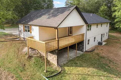 Exterior - 6010 Oak Leaf Dr, Harrison, AR 72601 photo 2 of 11