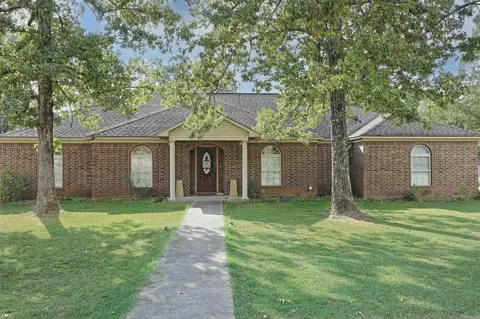7796 Coachlight Dr, Pine Bluff, AR 71603 photo 1