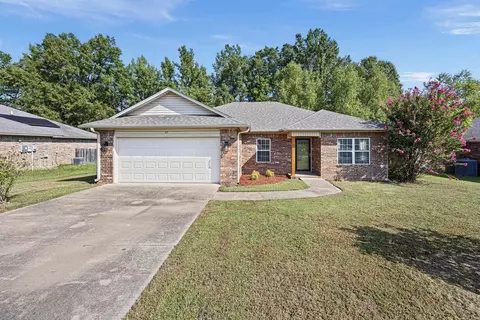 217 Ashbrook Ln, Russellville, AR 72802