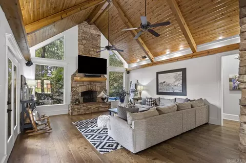 2609 Pinehurst Cv, Benton, AR 72019 photo 6