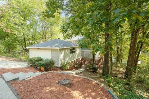 1802 Jennifer Dr, Little Rock, AR 72212
