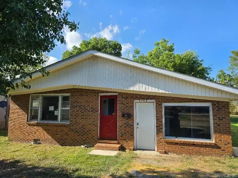 4304 Race St, Jonesboro, AR 72401