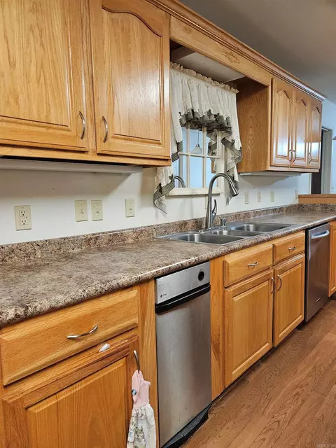 201 W College, Beebe, AR 72012 photo 7