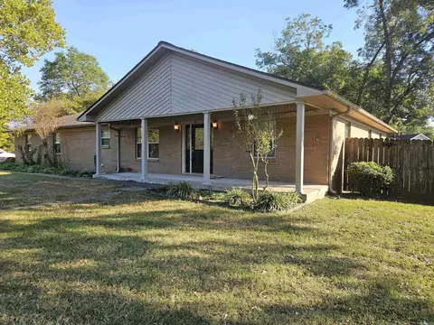 201 W College, Beebe, AR 72012 photo 2