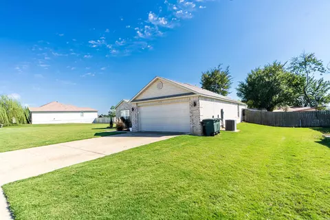 Exterior - 124 Harper Dr, Brookland, AR 72417 photo 5 of 9
