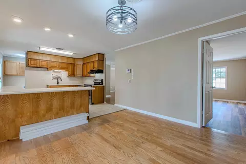 Other - 2205 W Lakeview Dr, Benton, AR 72015 photo 2 of 8