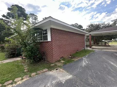 Exterior - 1625 Circle Dr, Malvern, AR 72104 photo 2 of 6