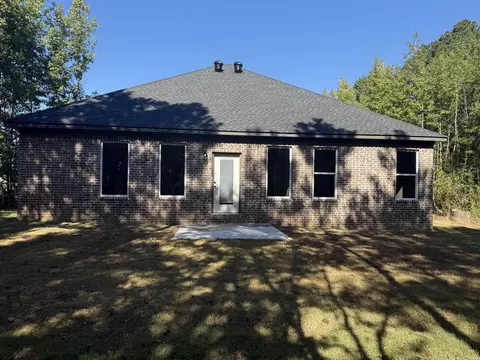 Exterior - 370 Meadow Creek Dr, Haskell, AR 72015 photo 6 of 11