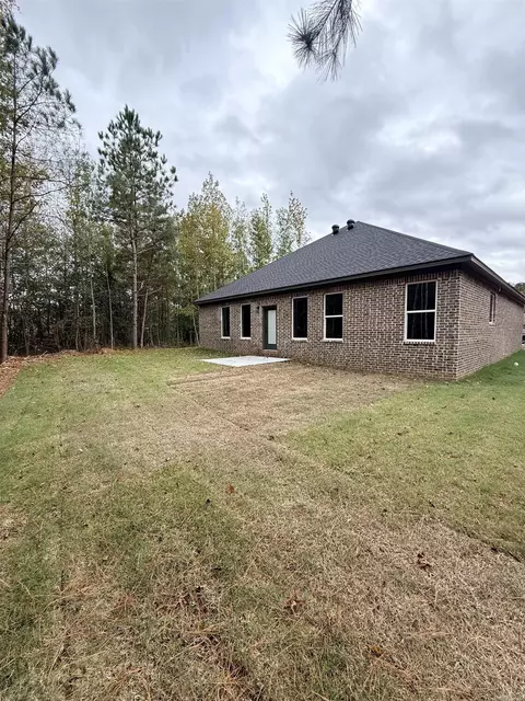 Exterior - 370 Meadow Creek Dr, Haskell, AR 72015 photo 3 of 11