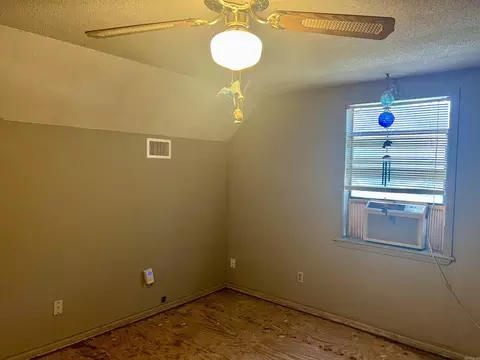 Bedroom - 1259 Hopper Loop, Caddo Gap, AR 71935 photo 1 of 4