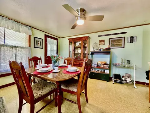 Dining - 690 N Copperhead Rd, Franklin, AR 72536 photo 1 of 1