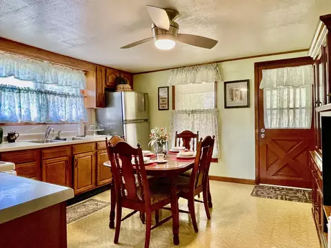 Kitchen - 690 N Copperhead Rd, Franklin, AR 72536 photo 1 of 2