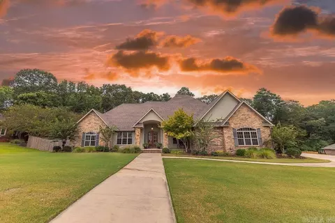 226 Cedar Hill Dr, El Dorado, AR 71730