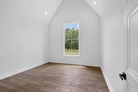 Bedroom - 1078 Sungate Dr, Alexander, AR 72002 photo 2 of 6