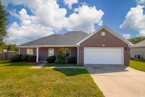 Exterior - 4426 Mandy Crk, Benton, AR 72015 photo 3 of 6