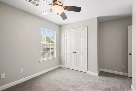 Bedroom - 4426 Mandy Crk, Benton, AR 72015 photo 4 of 4