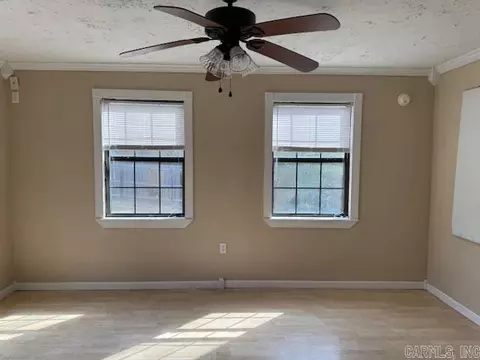 Living - 2350 Krystal Kreek Dr, Conway, AR 72034 photo 3 of 4