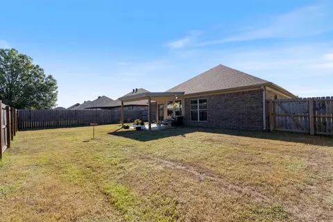 Exterior - 1410 E Siebenmorgen Rd, Conway, AR 72032 photo 4 of 5