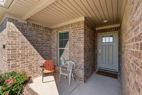 Exterior - 1410 E Siebenmorgen Rd, Conway, AR 72032 photo 2 of 5