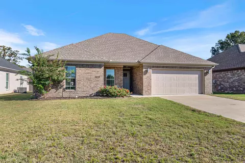 Exterior - 1410 E Siebenmorgen Rd, Conway, AR 72032 photo 5 of 5