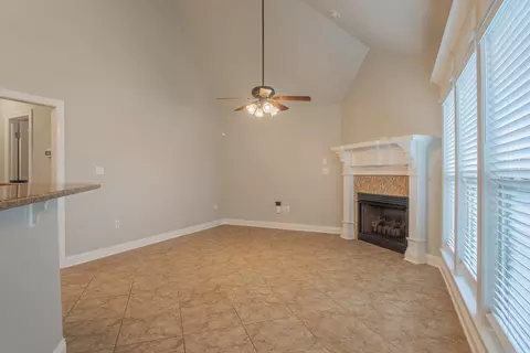Living - 807 Cascade Dr, Cabot, AR 72023 photo 5 of 7