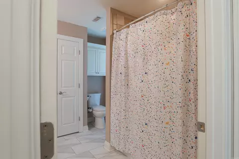 Bath - 807 Cascade Dr, Cabot, AR 72023 photo 4 of 12