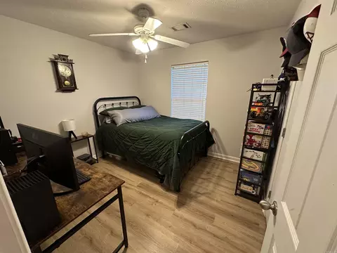 Bedroom - 1070 Highland, Cabot, AR 72023 photo 2 of 3