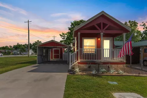 828 E Mango Way, Rogers, AR 72756 photo 2