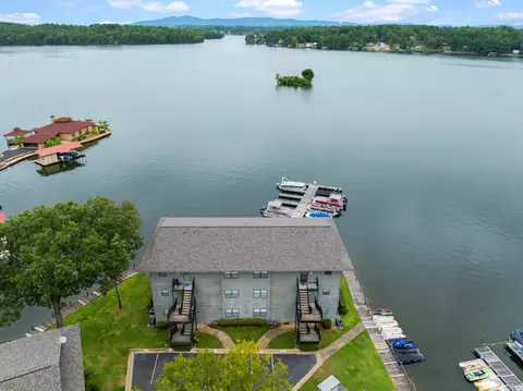 400 Farr Shores Dr #13C, Hot Springs, AR 71913