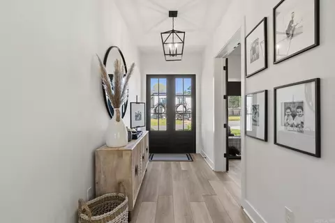 Entry Way - 2505 Collins Dr, Conway, AR 72034 photo 2 of 7