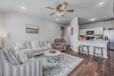 1075 Gallery Dr, Conway, AR 72032 photo 7