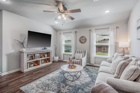 1075 Gallery Dr, Conway, AR 72032 photo 5
